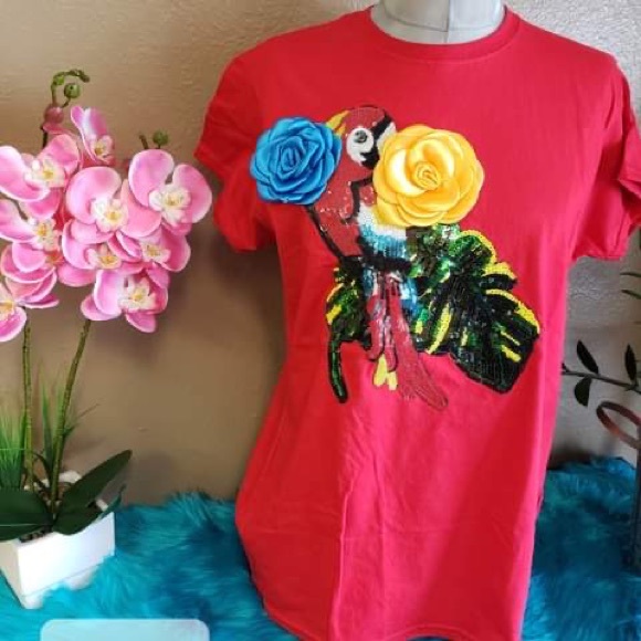 Tops - Picture 6 of 16